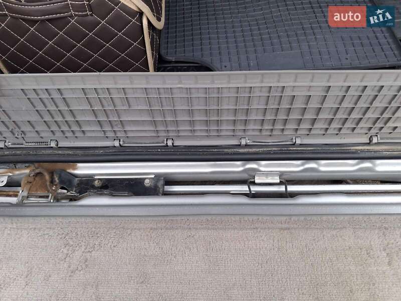 Позашляховик / Кросовер Toyota Land Cruiser 2006 в Одесі фото 13 Позашляховик / Кросовер Toyota Land Cruiser 2006 в Одесі