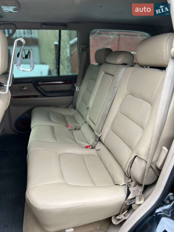 Внедорожник / Кроссовер Toyota Land Cruiser 2002 в Ужгороде