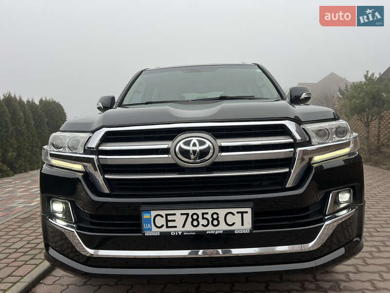 Внедорожник / Кроссовер Toyota Land Cruiser 2007 в Черновцах