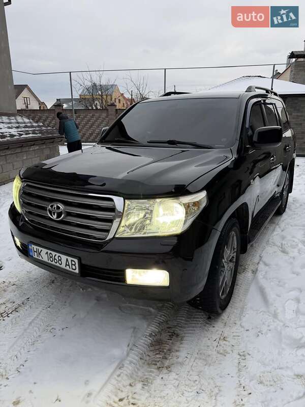 Toyota Land Cruiser 2010