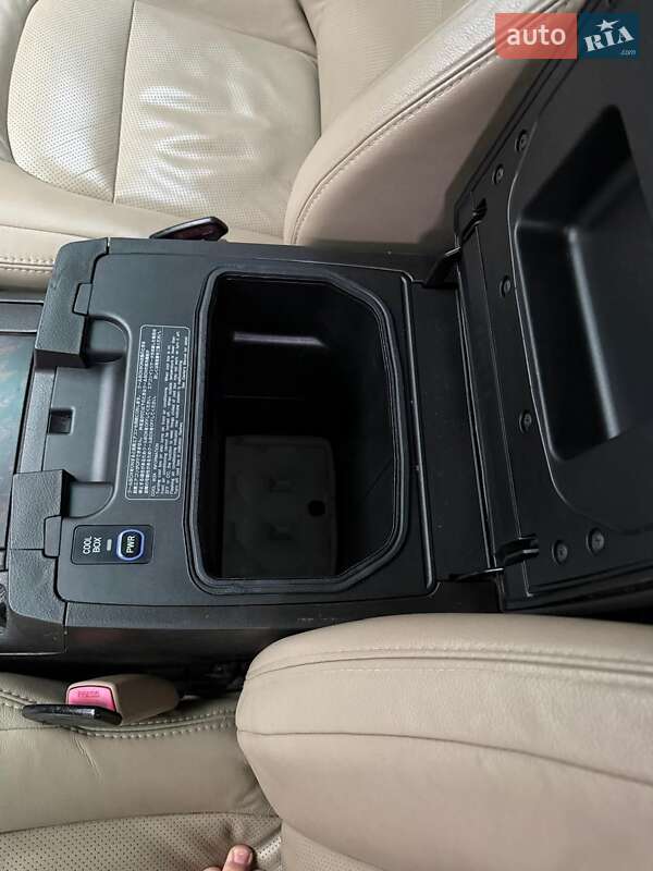 Внедорожник / Кроссовер Toyota Land Cruiser 2010 в Костополе фото 17 Внедорожник / Кроссовер Toyota Land Cruiser 2010 в Костополе