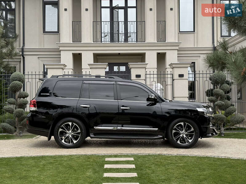 Позашляховик / Кросовер Toyota Land Cruiser 2015 в Одесі