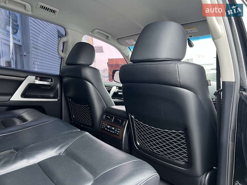 Позашляховик / Кросовер Toyota Land Cruiser 2016 в Києві фото 25 Позашляховик / Кросовер Toyota Land Cruiser 2016 в Києві