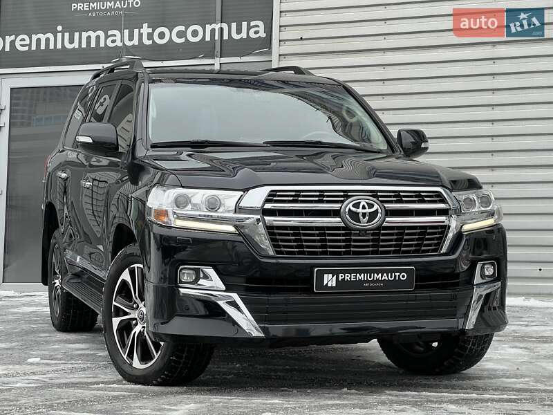Позашляховик / Кросовер Toyota Land Cruiser 2016 в Києві фото 2 Позашляховик / Кросовер Toyota Land Cruiser 2016 в Києві