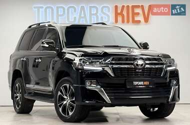 Внедорожник / Кроссовер Toyota Land Cruiser 2020 в Киеве