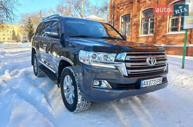 Внедорожник / Кроссовер Toyota Land Cruiser 2016 в Полтаве