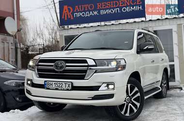 Внедорожник / Кроссовер Toyota Land Cruiser 2018 в Киеве
