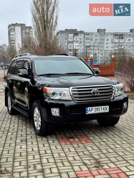 Toyota Land Cruiser 2012