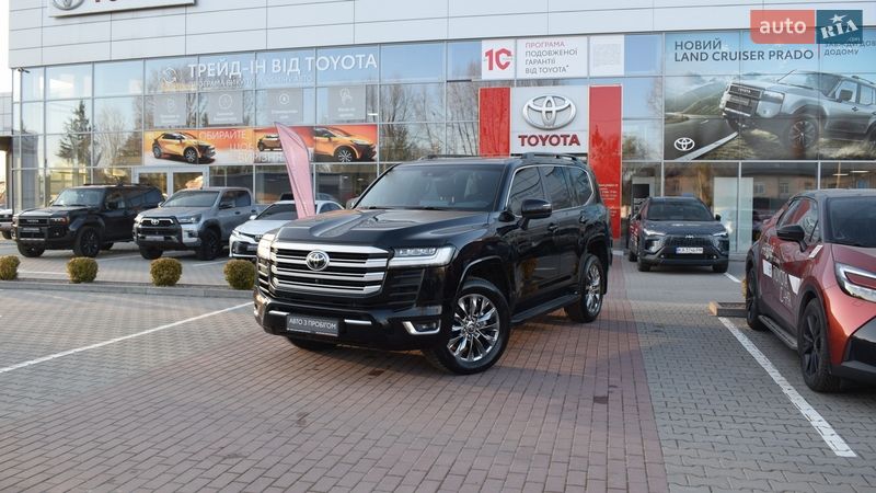 Toyota Land Cruiser 2023