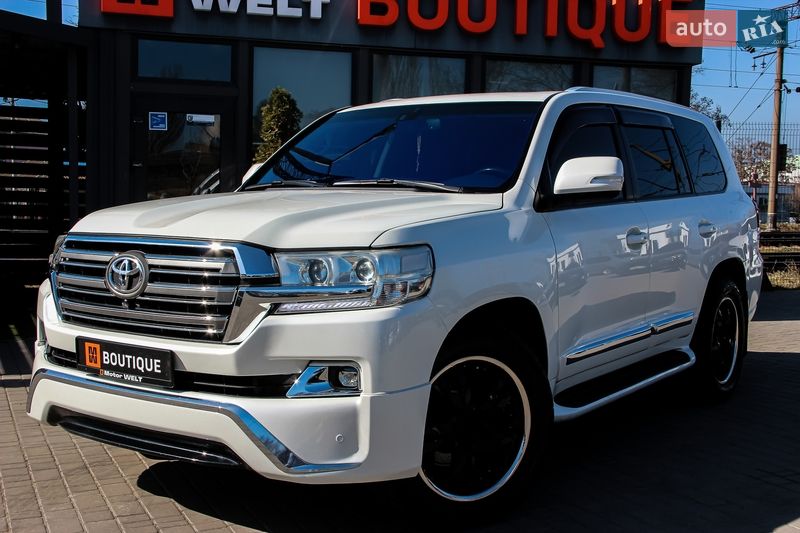 Toyota Land Cruiser 2012
