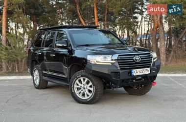 Позашляховик / Кросовер Toyota Land Cruiser 2017 в Києві