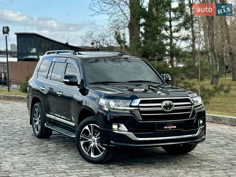Toyota Land Cruiser 2020