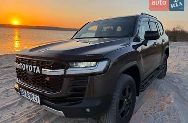Внедорожник / Кроссовер Toyota Land Cruiser 2021 в Николаеве