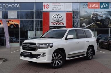 Внедорожник / Кроссовер Toyota Land Cruiser 2019 в Житомире