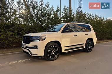Внедорожник / Кроссовер Toyota Land Cruiser 2020 в Киеве