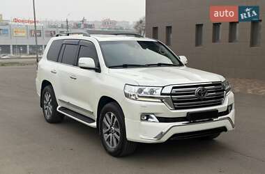 Внедорожник / Кроссовер Toyota Land Cruiser 2017 в Кривом Роге