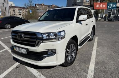 Внедорожник / Кроссовер Toyota Land Cruiser 2019 в Днепре