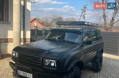 Внедорожник / Кроссовер Toyota Land Cruiser 1996 в Тячеве