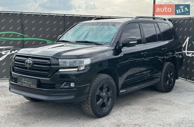 Внедорожник / Кроссовер Toyota Land Cruiser 2018 в Киеве