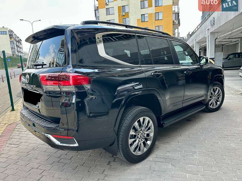 Внедорожник / Кроссовер Toyota Land Cruiser 2023 в Киеве