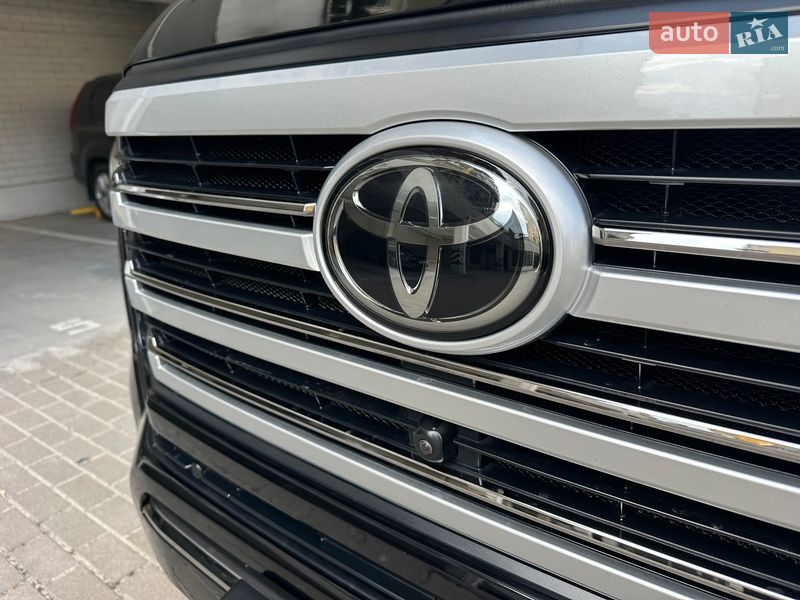 Внедорожник / Кроссовер Toyota Land Cruiser 2023 в Киеве