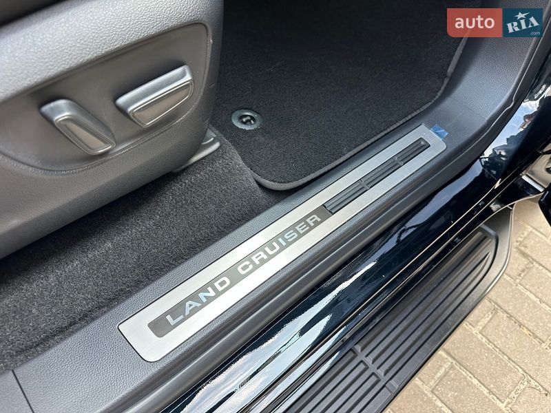 Внедорожник / Кроссовер Toyota Land Cruiser 2023 в Киеве