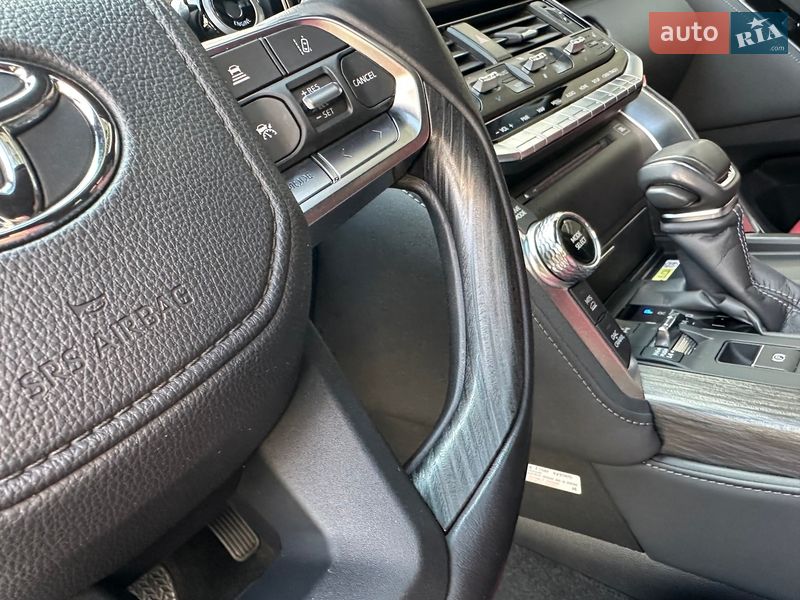 Внедорожник / Кроссовер Toyota Land Cruiser 2023 в Киеве