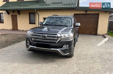 Внедорожник / Кроссовер Toyota Land Cruiser 2016 в Львове