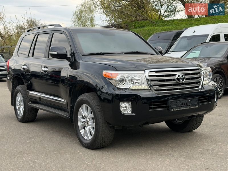 Toyota Land Cruiser 2012