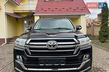 Позашляховик / Кросовер Toyota Land Cruiser 2007 в Чернівцях
