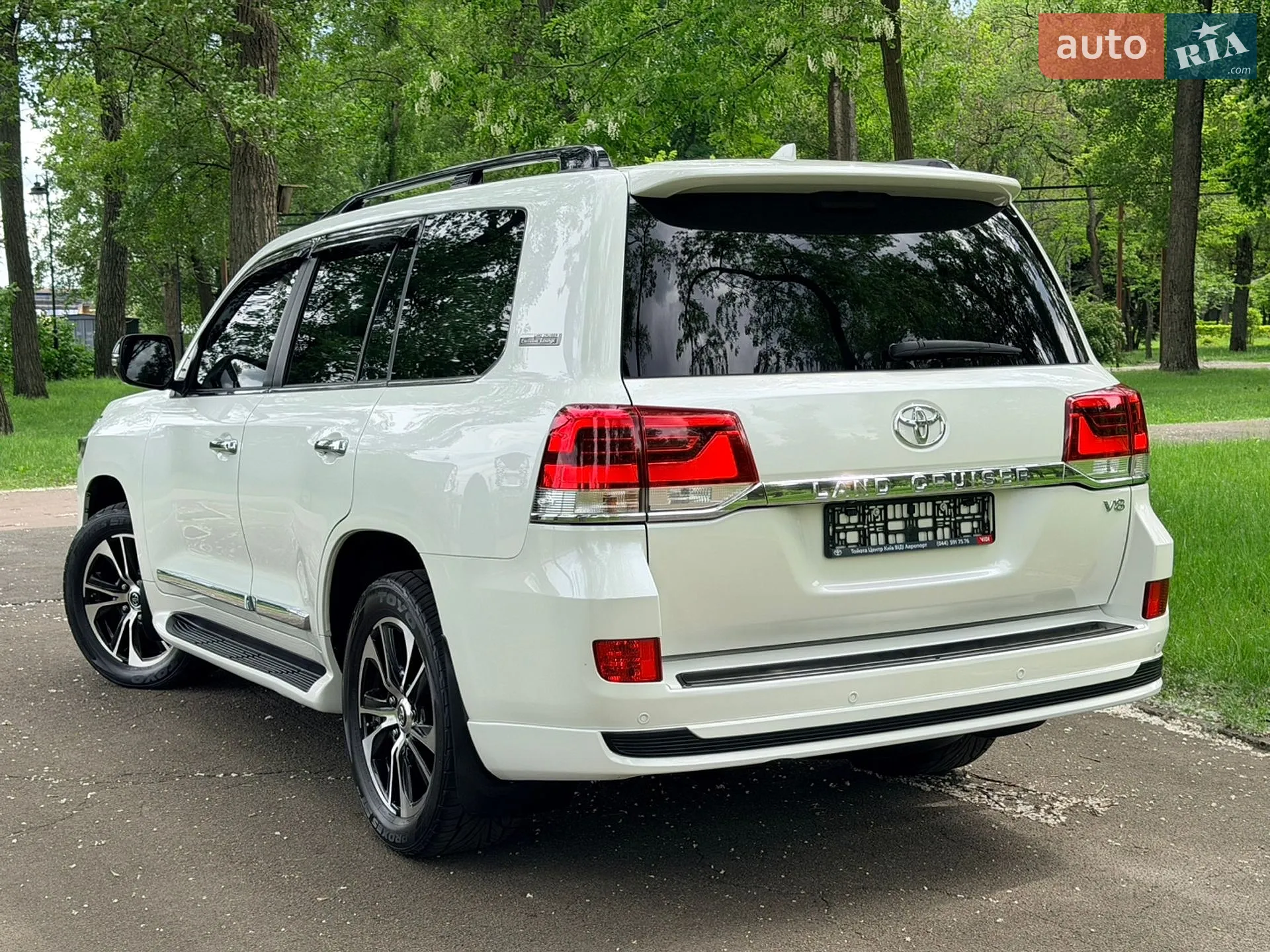 2020 Toyota Land Cruiser - мініатюра 4