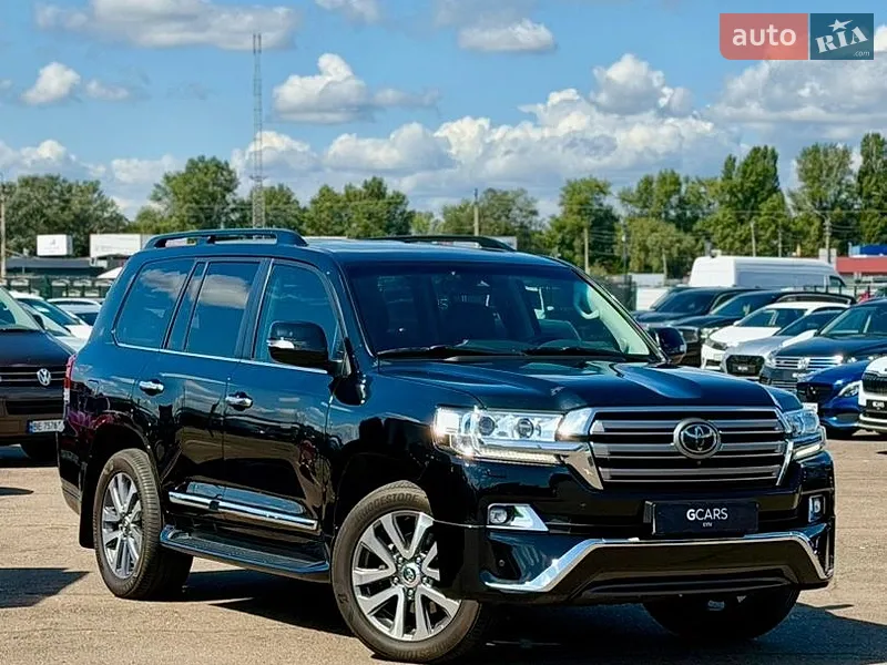 Toyota Land Cruiser