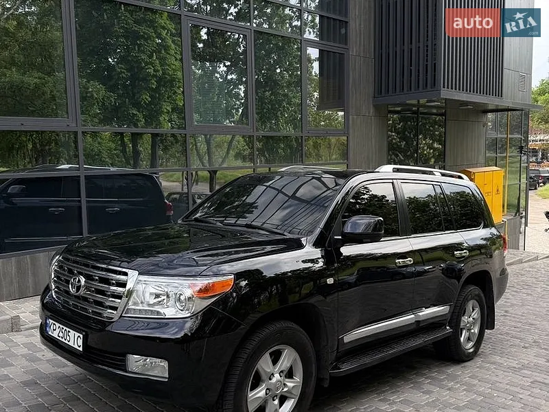 Toyota Land Cruiser