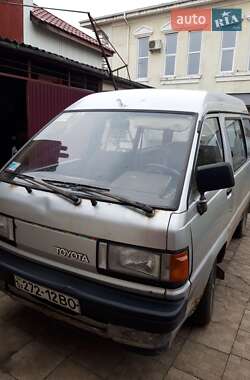 Минивэн Toyota LiteAce 1988 в Ровно