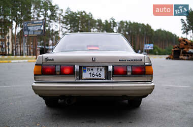 Седан Toyota Mark II 1987 в 