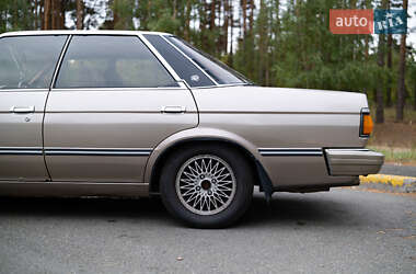 Седан Toyota Mark II 1987 в 