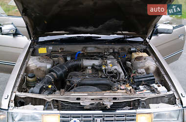 Седан Toyota Mark II 1987 в 
