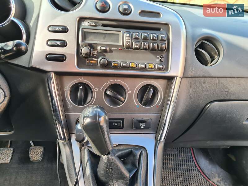 Хетчбек Toyota Matrix 2004 в Чернівцях