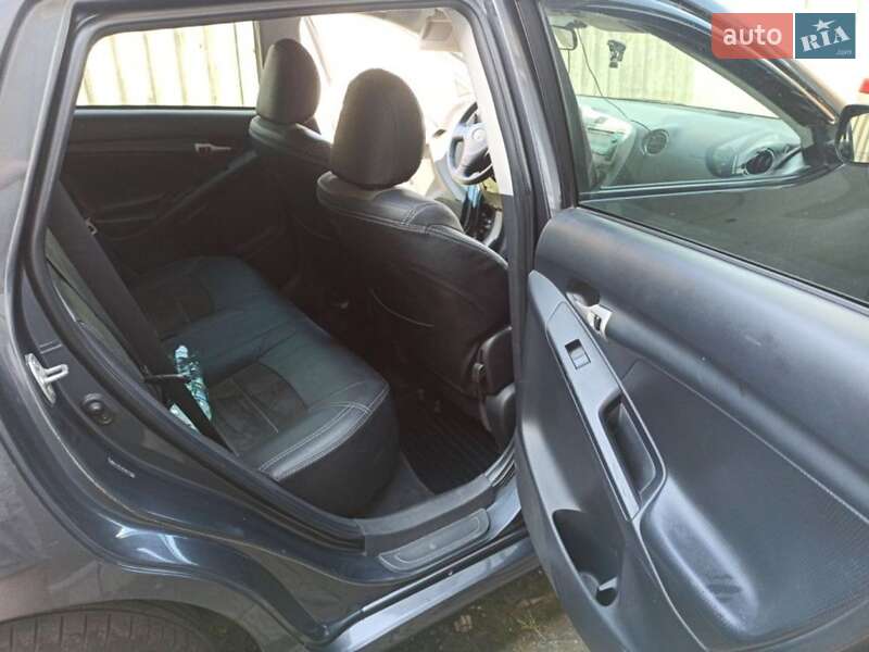 Хэтчбек Toyota Matrix 2008 в Полтаве фото 10 Хэтчбек Toyota Matrix 2008 в Полтаве