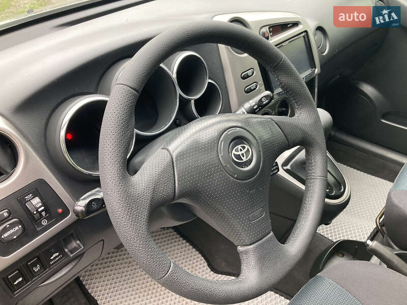 Хэтчбек Toyota Matrix 2005 в Виннице