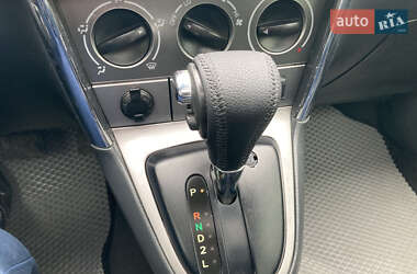 Хэтчбек Toyota Matrix 2005 в 
