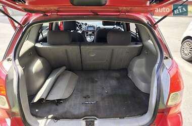 Хэтчбек Toyota Matrix 2003 в 