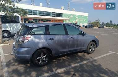Хэтчбек Toyota Matrix 2004 в 