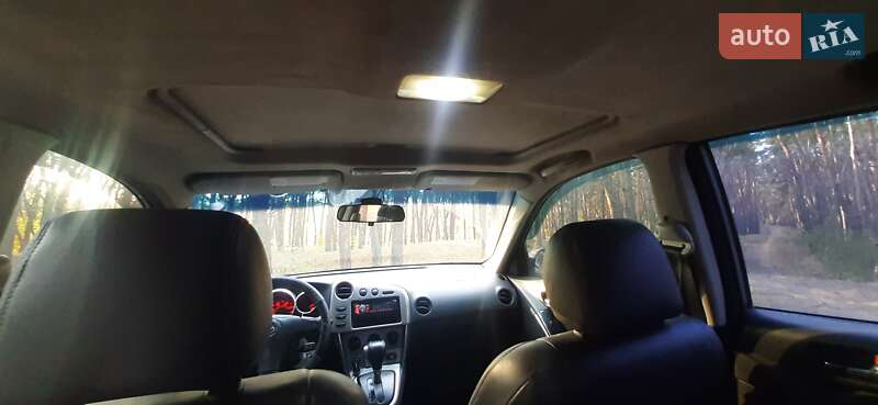 Хетчбек Toyota Matrix 2003 в Дніпрі