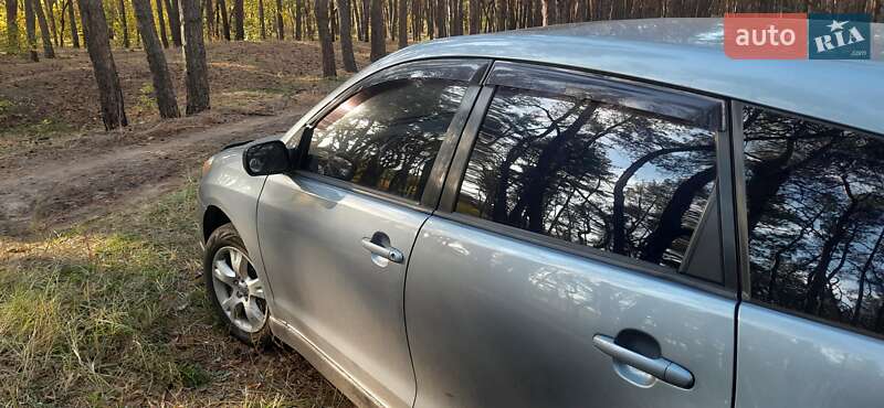Хетчбек Toyota Matrix 2003 в Дніпрі