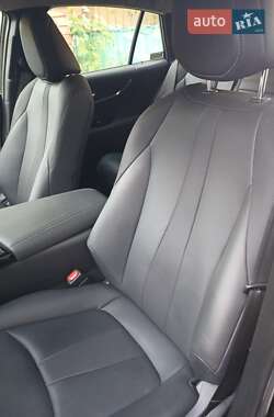 Седан Toyota Mirai 2022 в 