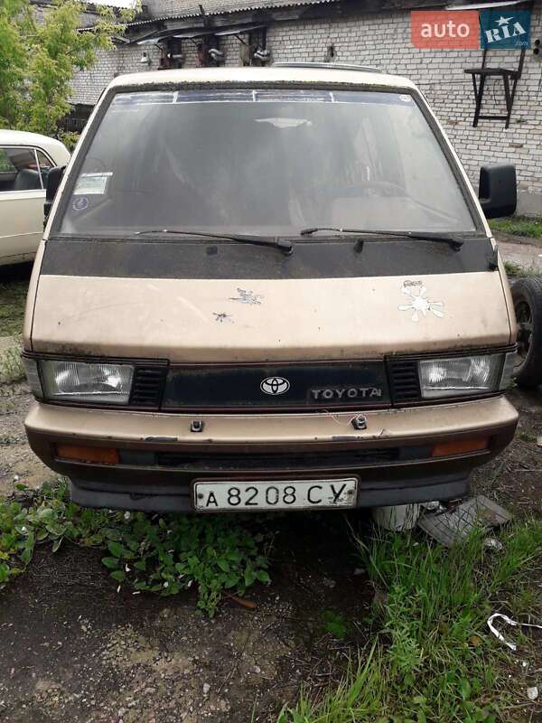 Минивэн Toyota Model-F 1985 в 