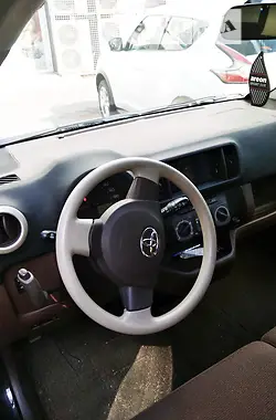 Toyota Passo 2012