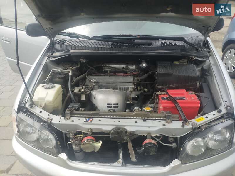 Мінівен Toyota Picnic 1998 в Львові