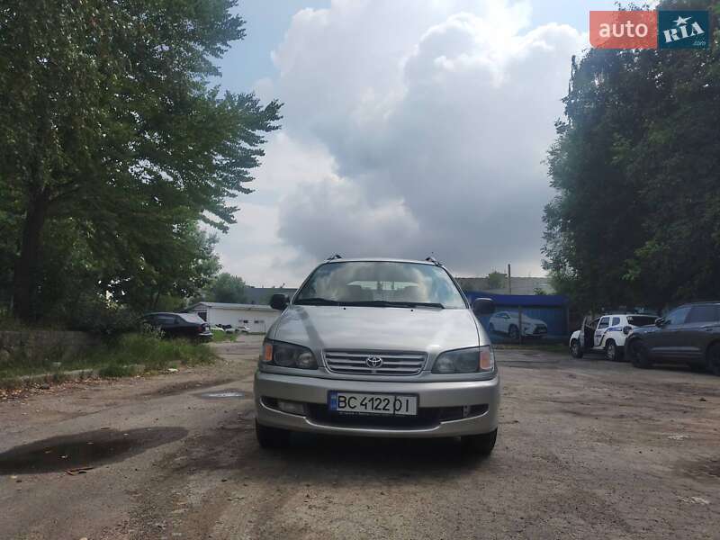 Мінівен Toyota Picnic 1998 в Львові